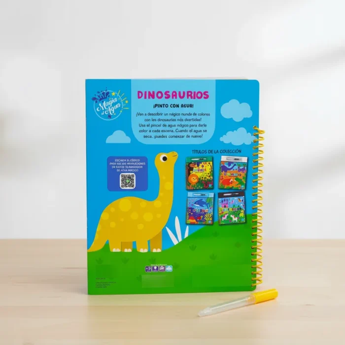 Dinosaurios Pinto Con Agua